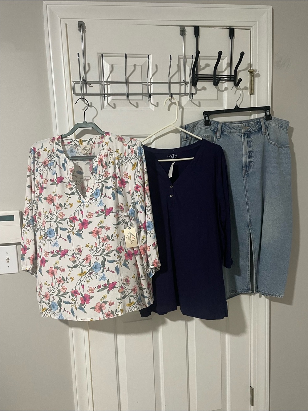 Navy Knit Top - Classic 3/4 Sleeve 1x St. John’s bay top 1x  Sz 18 Jean skirt